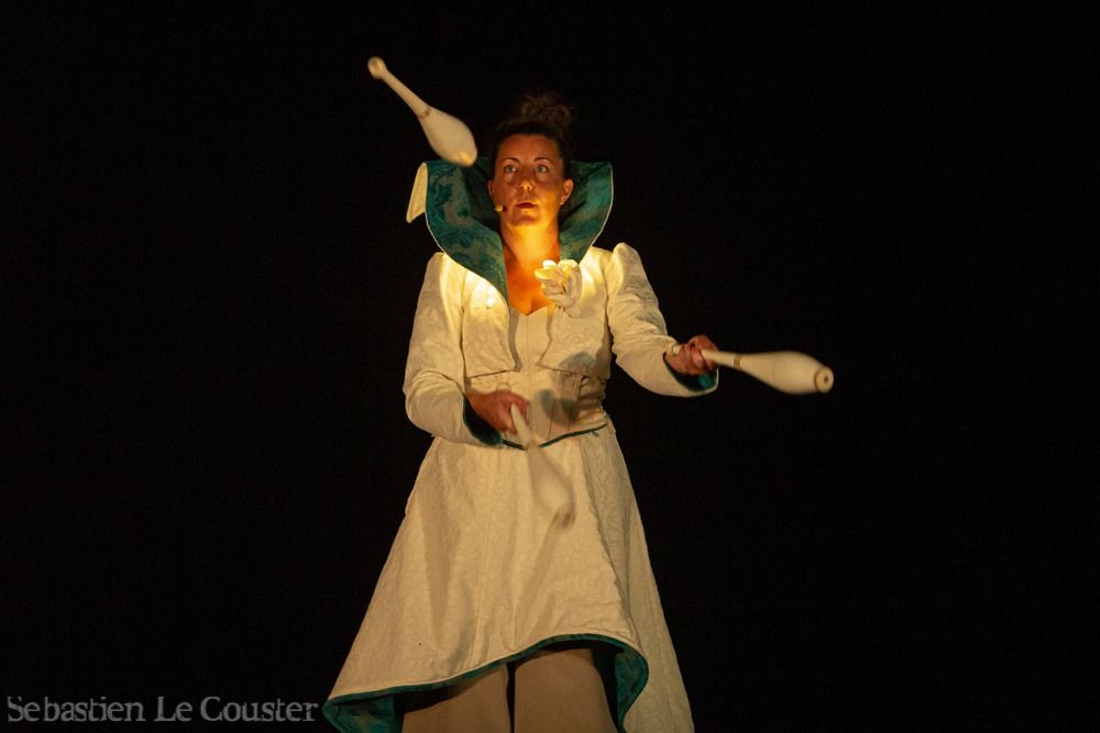 spectacle de rue embruns de la cie cirque asymetrik